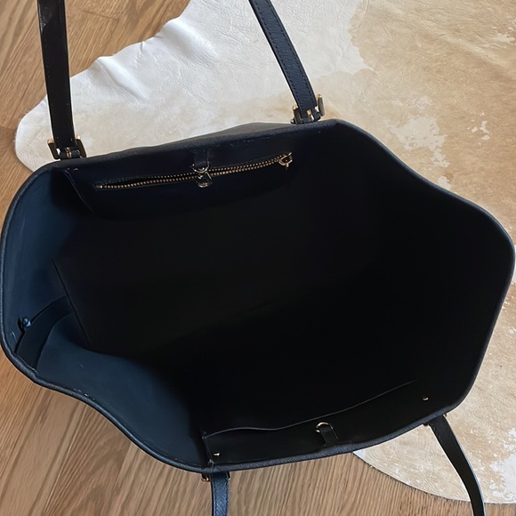 Michael Kors large jet set black travel tote - Picture 5 of 10